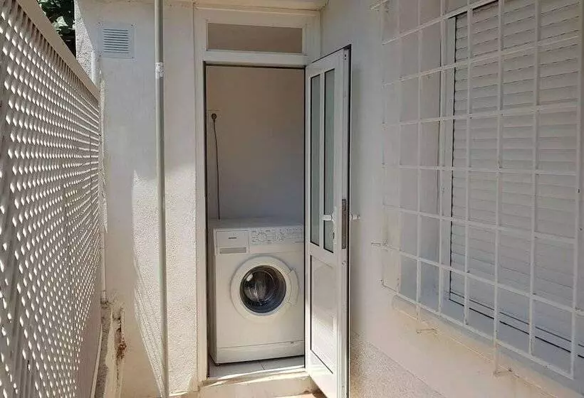 レジデンス Charming 3 Bed House In Tyros