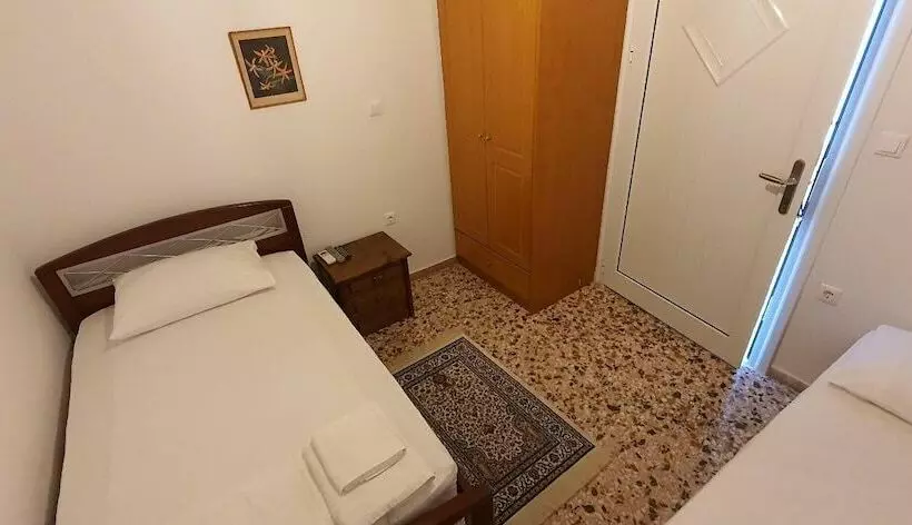 レジデンス Charming 3 Bed House In Tyros