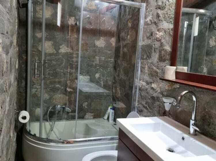 Residenza House With Big Garden And Barbeque In Nature