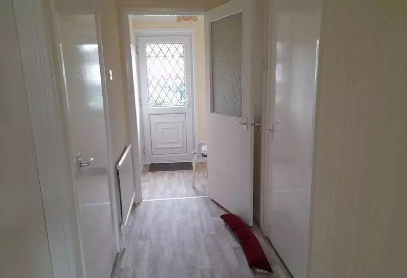 レジデンス Impeccable 1 Bed House In Gretna