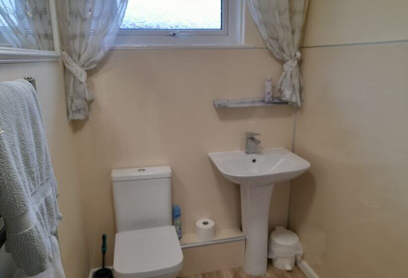 إقامة Impeccable 1 Bed House In Gretna