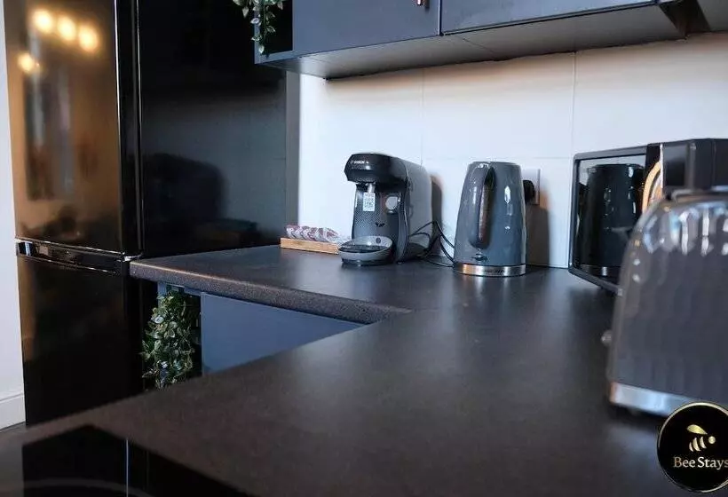 Residenssi Pickmere House  An Oasis Near Town Centre