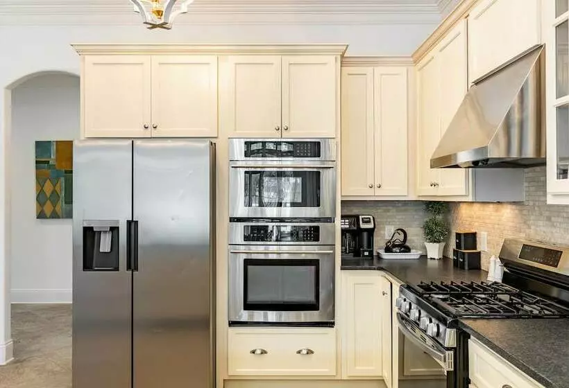 Seas To Tango By Avantstay 2 Mins To Beach!