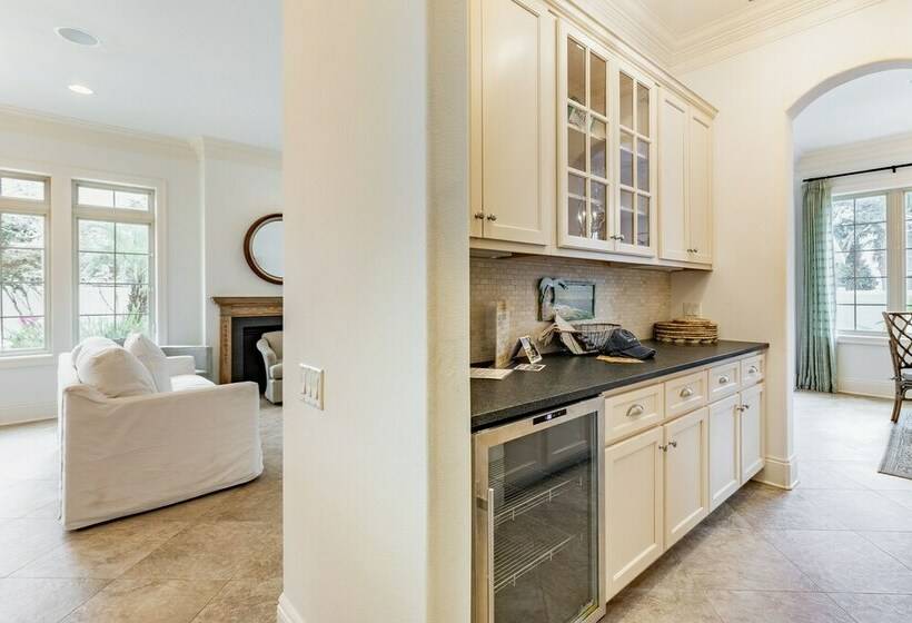 Seas To Tango By Avantstay 2 Mins To Beach!