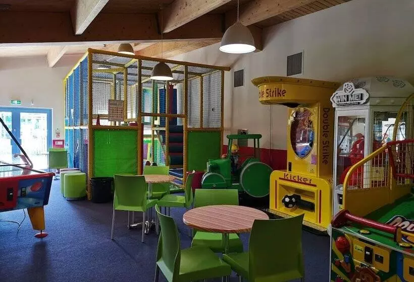 Sea And Mountain View Sunbeach Holiday Snowdonia