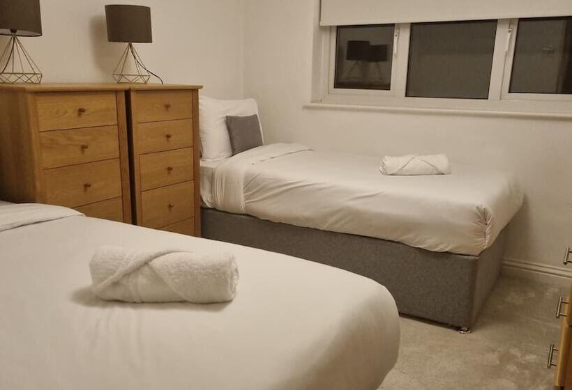 The Birchwood Pad By Kasar Stays