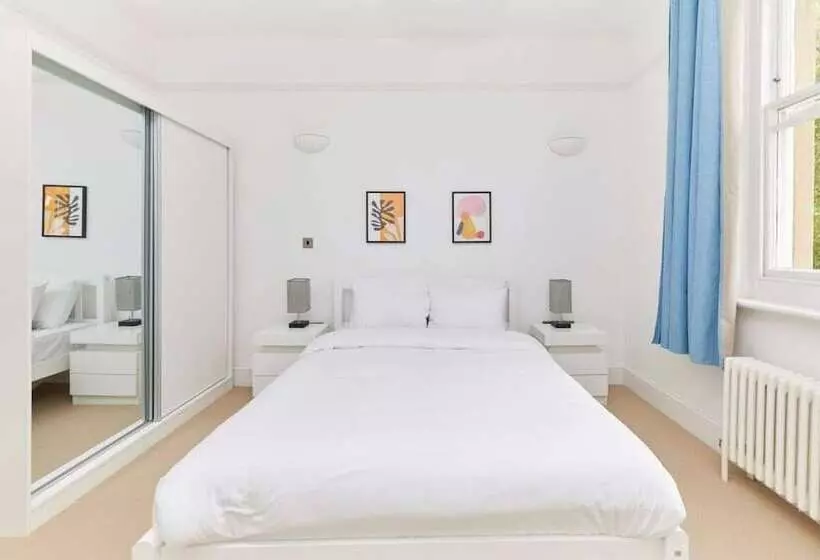 The Woolwich Retreat   Enticing 5bdr House With Parking