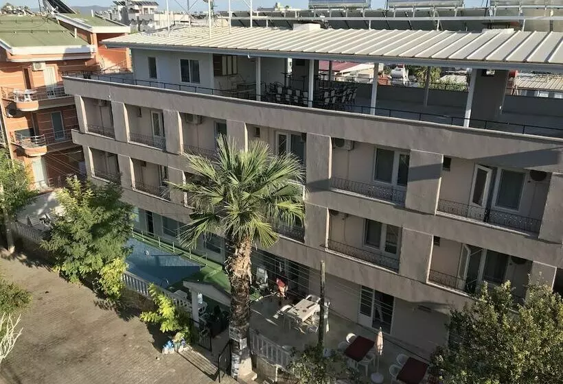 Akasya Apart Otel Didim Altinkum