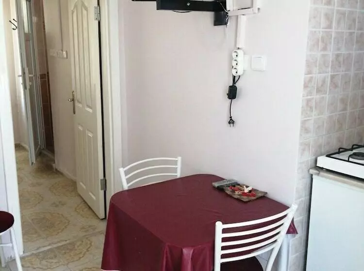 Akasya Apart Otel Didim Altinkum