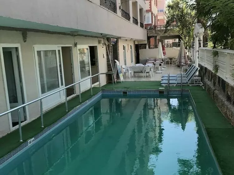 Akasya Apart Otel Didim Altinkum