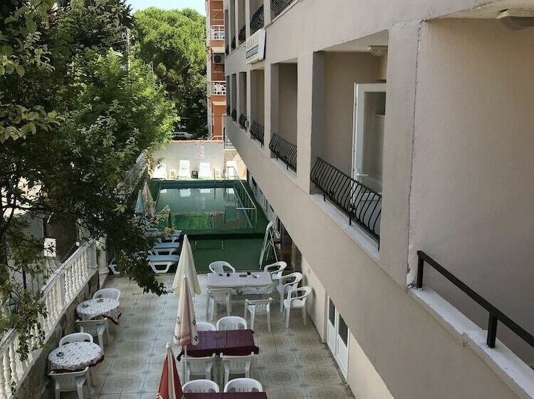 Akasya Apart Otel Didim Altinkum