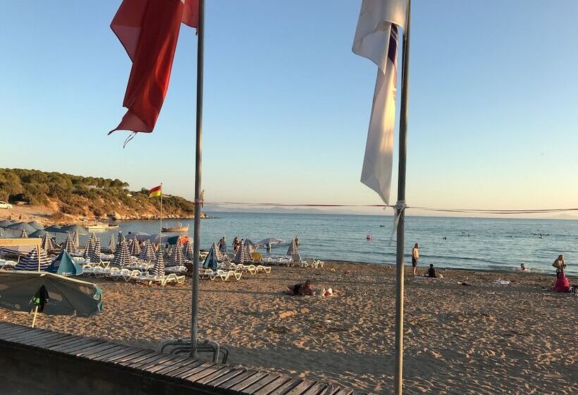 Akasya Apart Otel Didim Altinkum