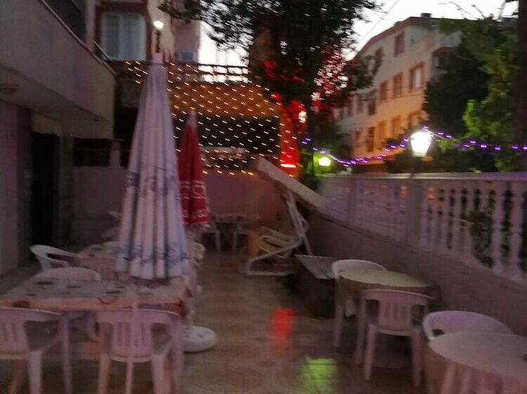 Akasya Apart Otel Didim Altinkum