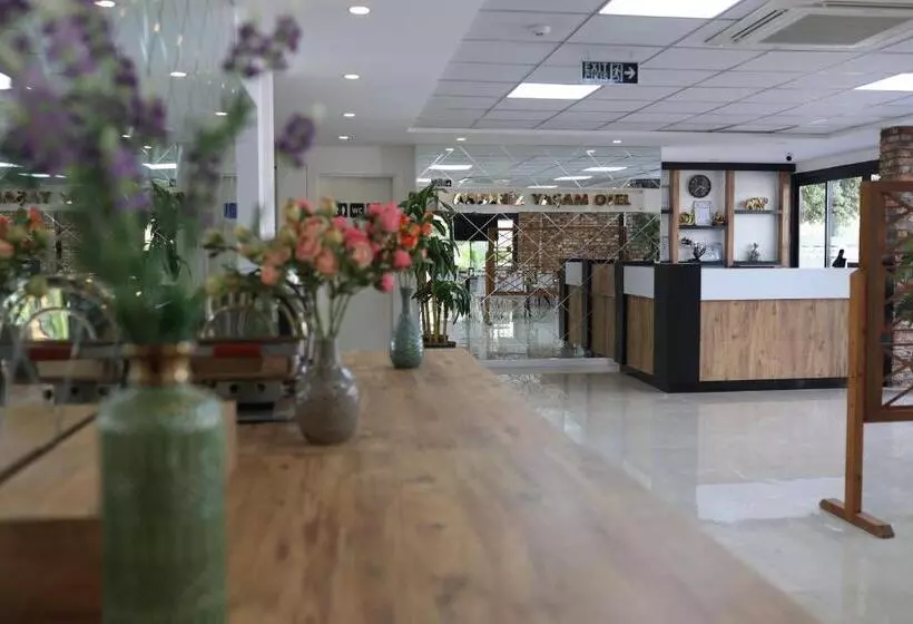 Akdeniz Yaşam Otel