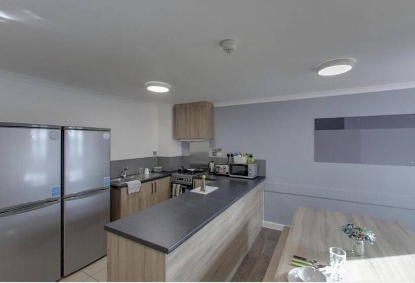 Schronisko Ensuite Rooms, Coventry   Campus Accommodation