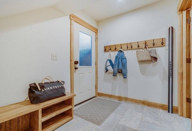 Arroyo By Avantstay Peaceful Mountain Townhouse W/ Large Private Balcony