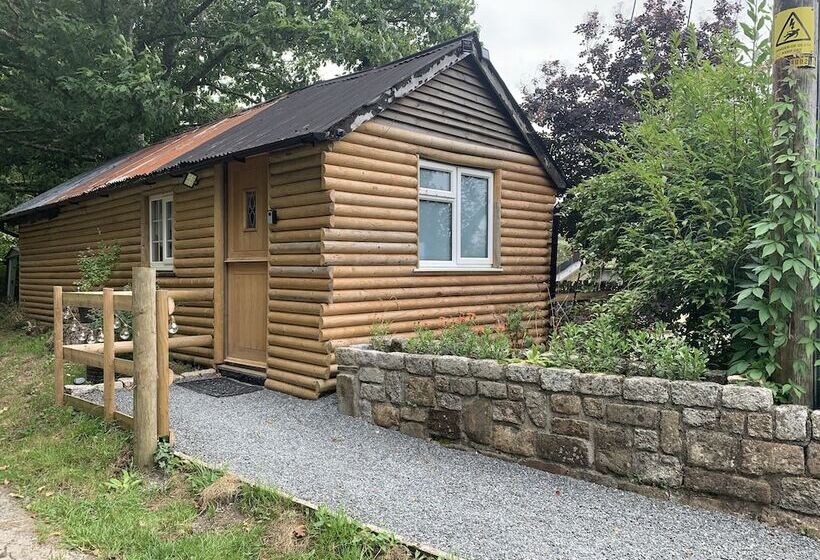 Beautiful 1 Bed Studio In Boyton Launceston