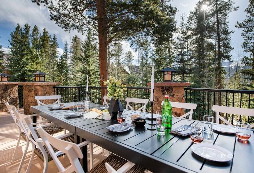 Cherry Ridge By Avantstay Incredible Mountain Mansion W/ Game Room, Hot Tub & Views!!