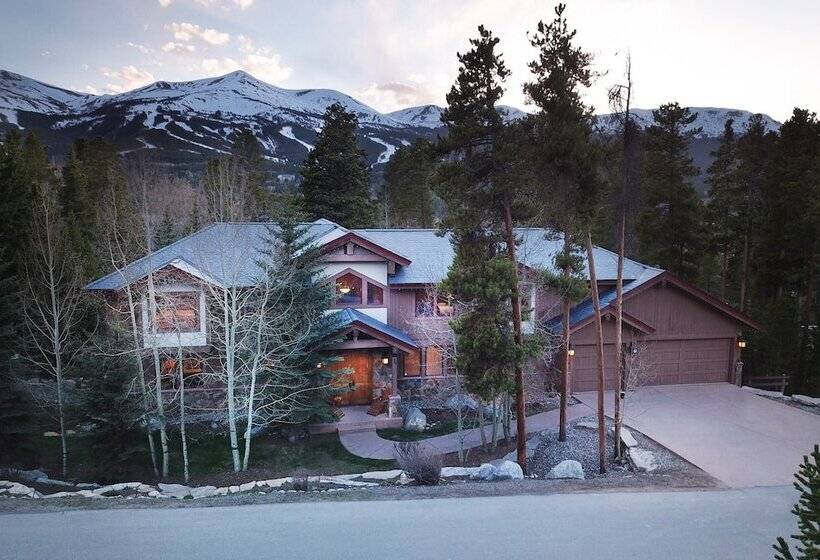 Cherry Ridge By Avantstay Incredible Mountain Mansion W/ Game Room, Hot Tub & Views!!