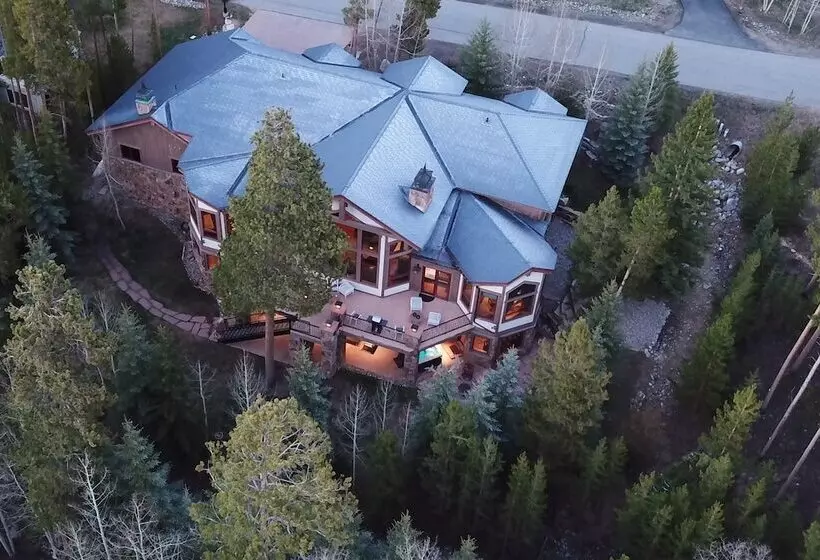 Cherry Ridge By Avantstay Incredible Mountain Mansion W/ Game Room, Hot Tub & Views!!