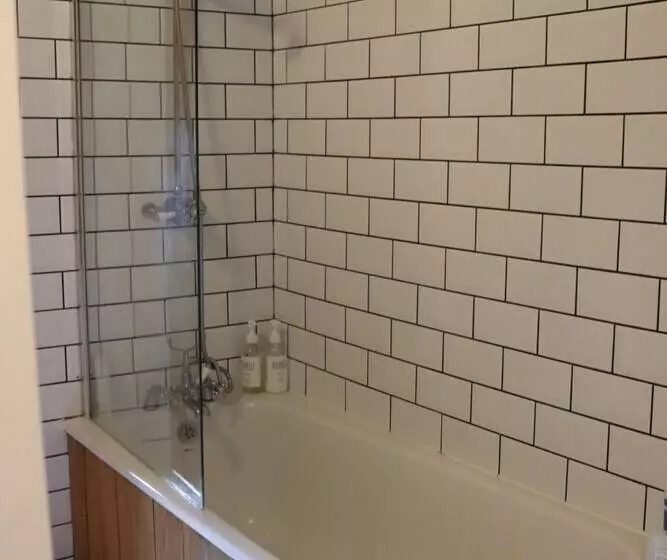 Delightful 4bd Home Full Of Flair Edenbridge Kent