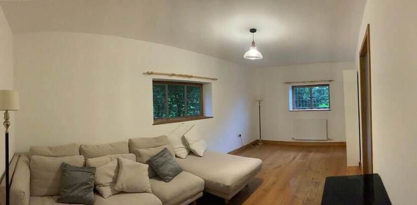 Delightful 4bd Home Full Of Flair Edenbridge Kent