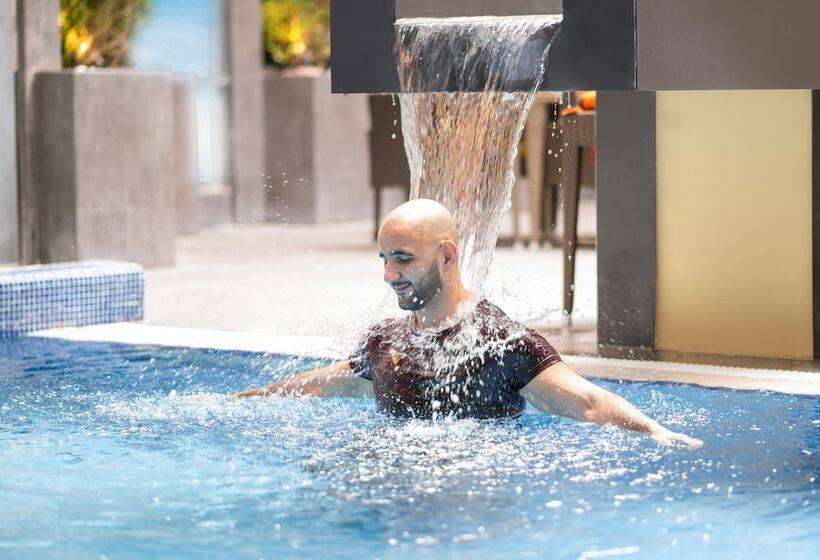 Delta Hotels City Center Doha