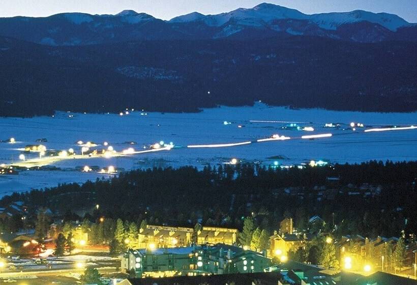 Entire Charming Cabin With Lake And Mountain View