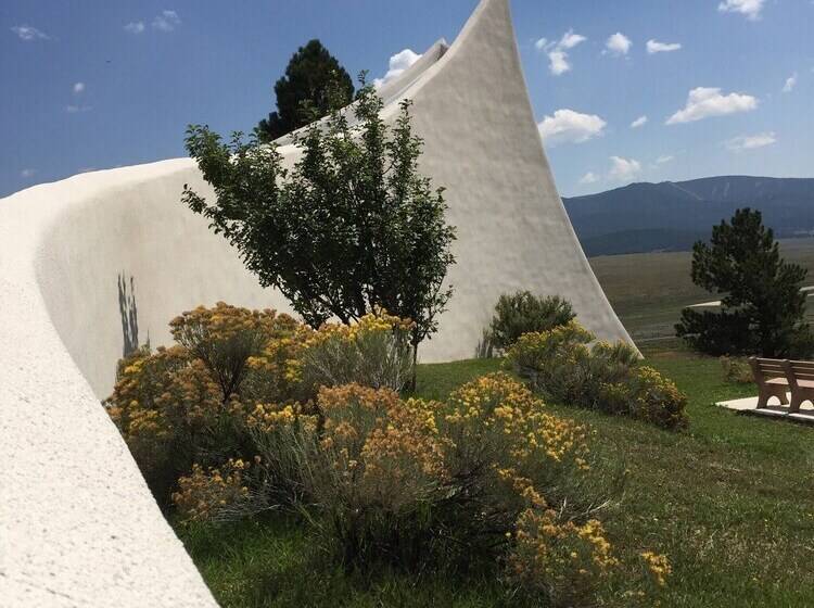 Entire Charming Cabin With Lake And Mountain View