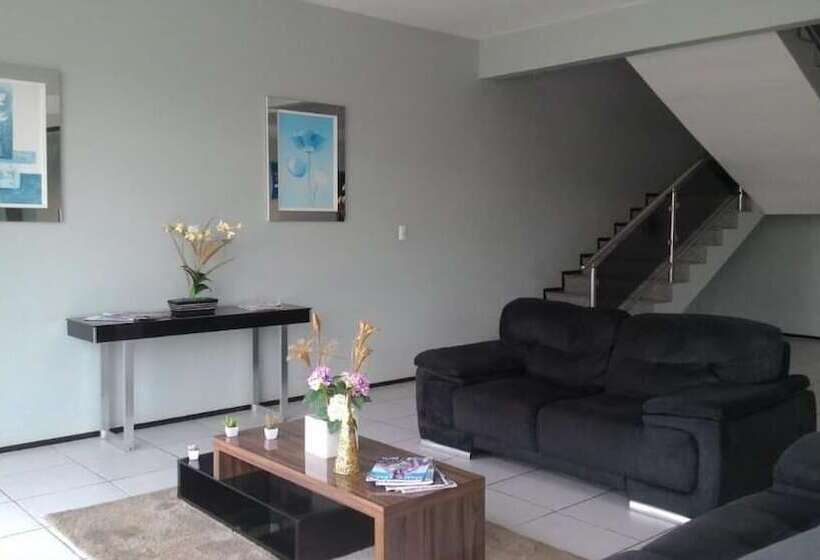 פונדק Pousada Alvorada