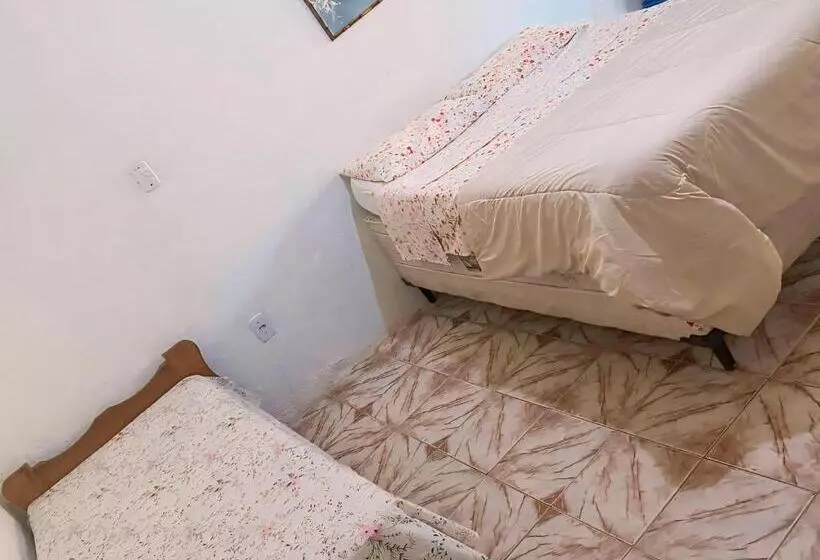 簡易ホテル Pousada Rafaela