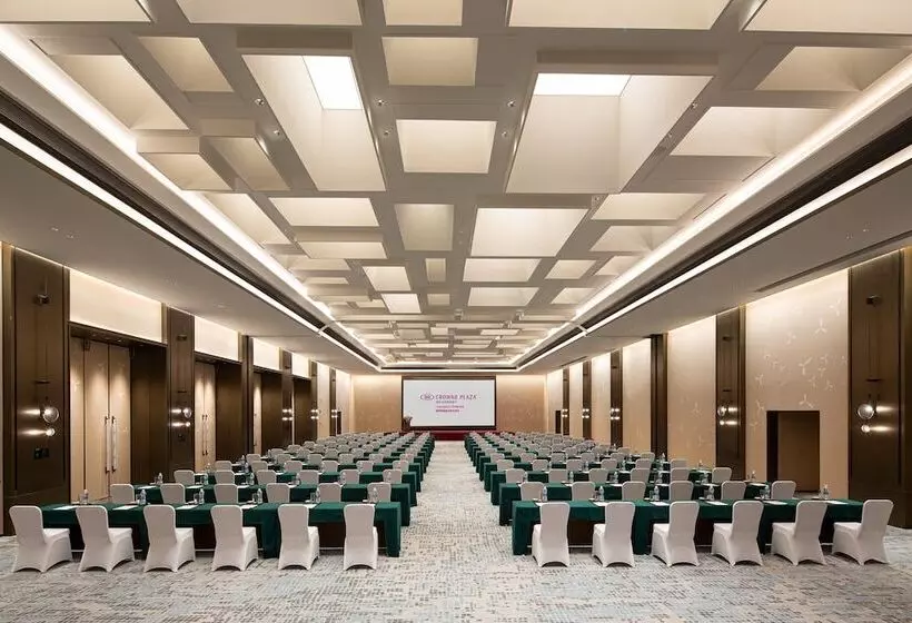 هتل Crowne Plaza Chaozhou Riverside By Ihg
