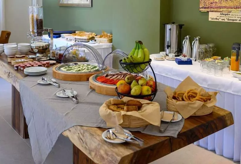 Denthis Hotel   Taygetos Mountain Getaway