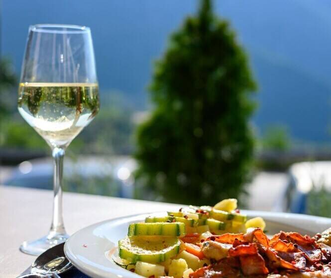 Denthis Hotel   Taygetos Mountain Getaway