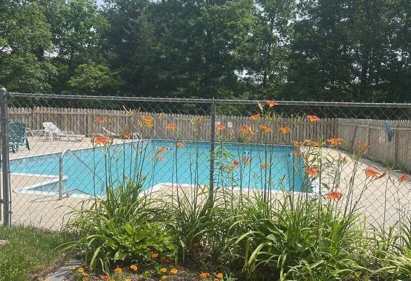 ホテル Laurel Creek Campground