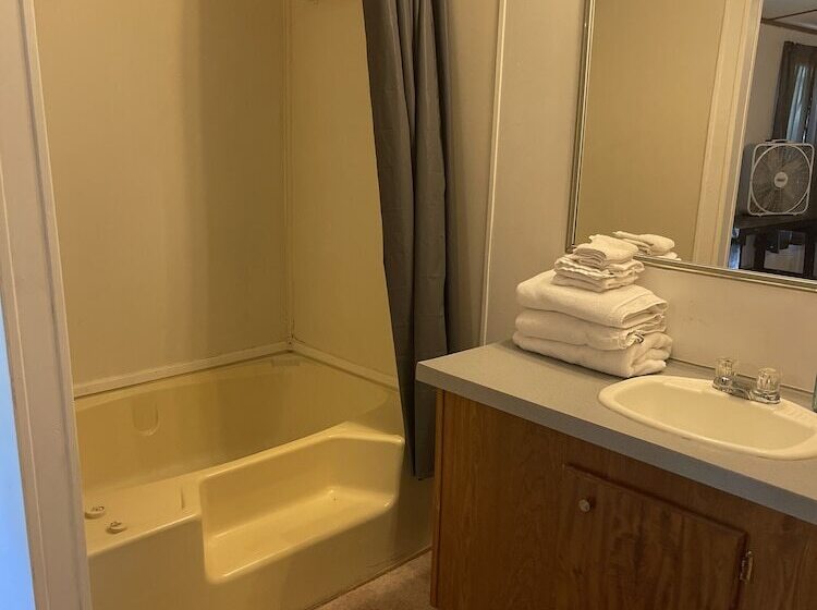 ホテル Laurel Creek Campground