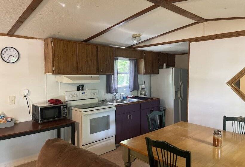 ホテル Laurel Creek Campground