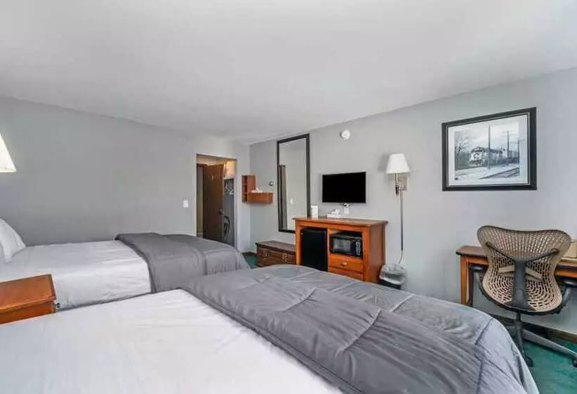 Hotelli Snow Chasers Lodge