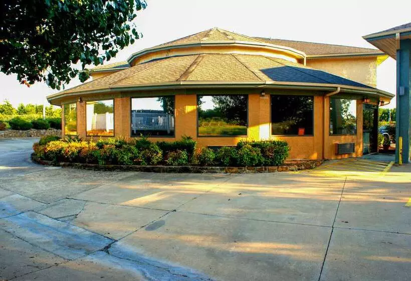 Motelli Sonesta Essential Van Buren