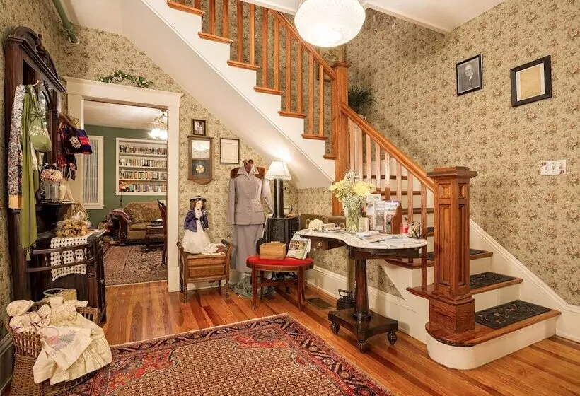 Residenssi Alling House