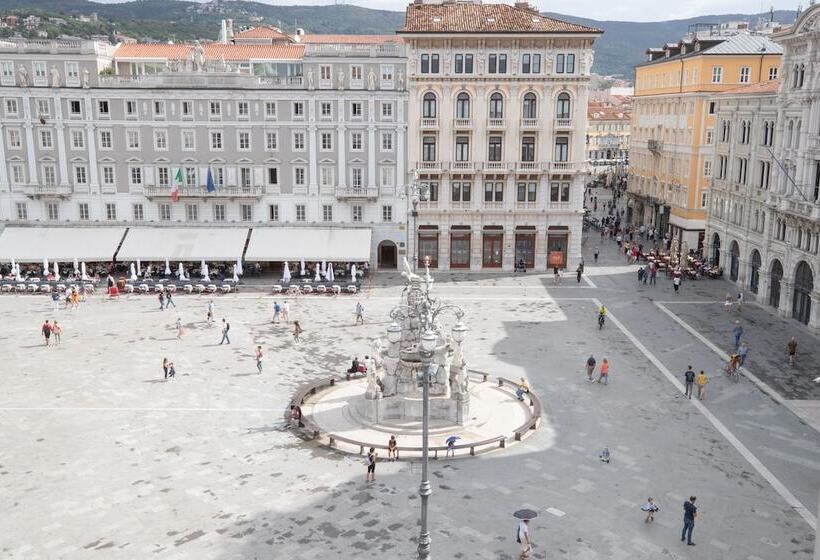 اقامتگاه Grand Hotel Duchi D Aosta Apartments