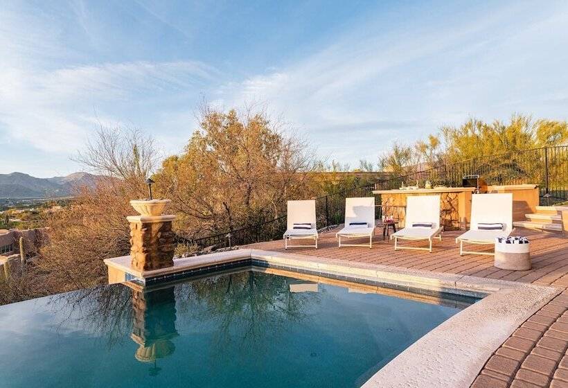 Sunbeam By Avantstay Elegant, Private Desert Home W/ Infinity Pool, Spa & View