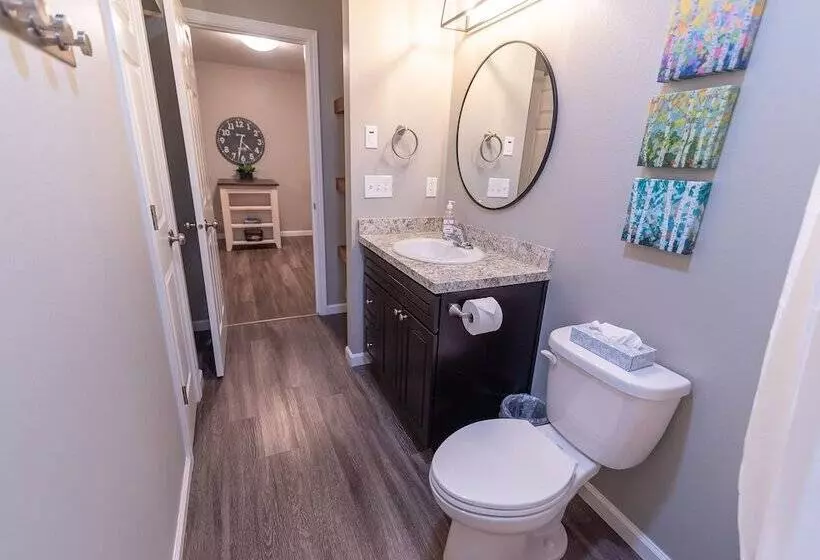 Susitna Suites