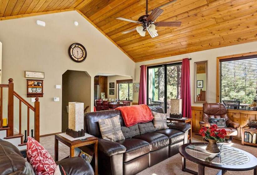 Sutter Ln By Avantstay Beautifully Remodeled Kitchen,4cabin Chic Bedrooms