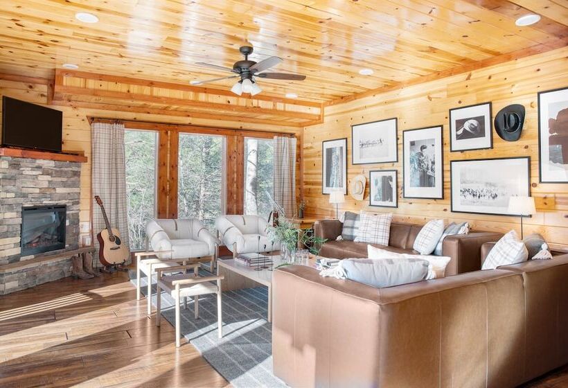 Sycamore By Avantstay Spectacular Mountain Home W/ Indoor Pool, Hot Tub, Home Theatre & Fire Pit!