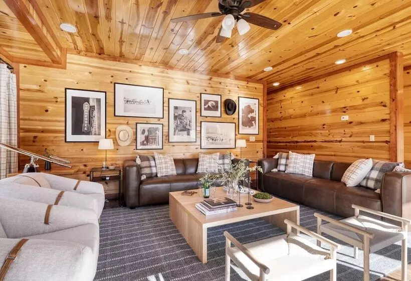 Sycamore By Avantstay Spectacular Mountain Home W/ Indoor Pool, Hot Tub, Home Theatre & Fire Pit!