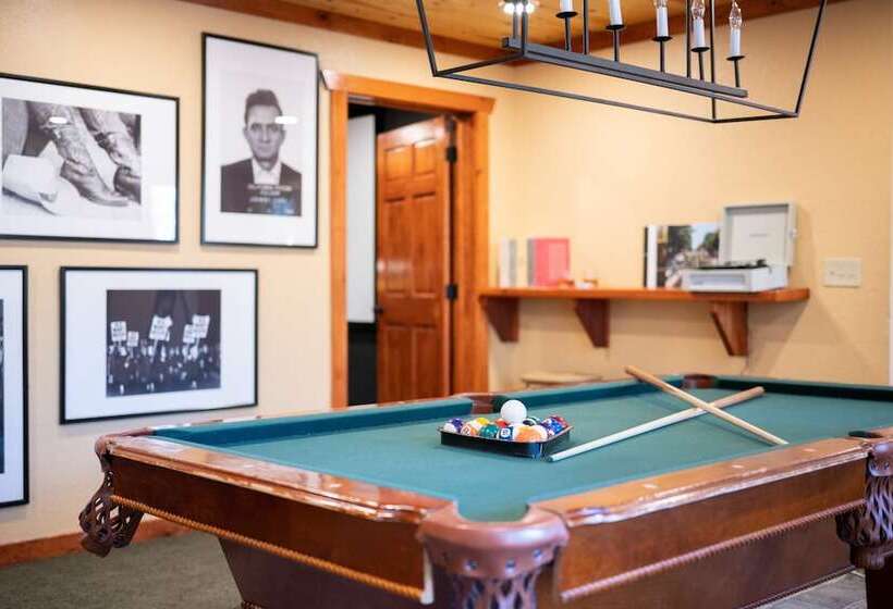 Sycamore By Avantstay Spectacular Mountain Home W/ Indoor Pool, Hot Tub, Home Theatre & Fire Pit!