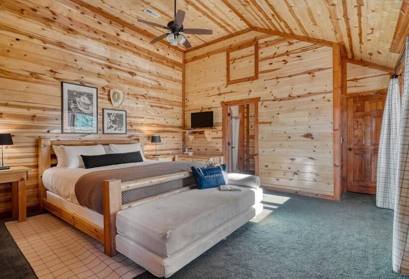 Sycamore By Avantstay Spectacular Mountain Home W/ Indoor Pool, Hot Tub, Home Theatre & Fire Pit!