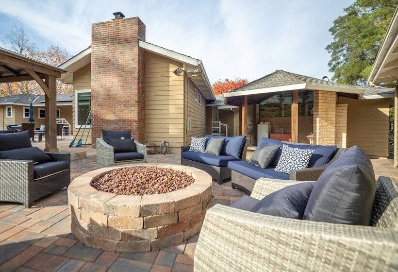 Wildflower By Avantstay Gorgeous Wine Country Home W/ Pool, Bocce Ball Court & Huge Yard!