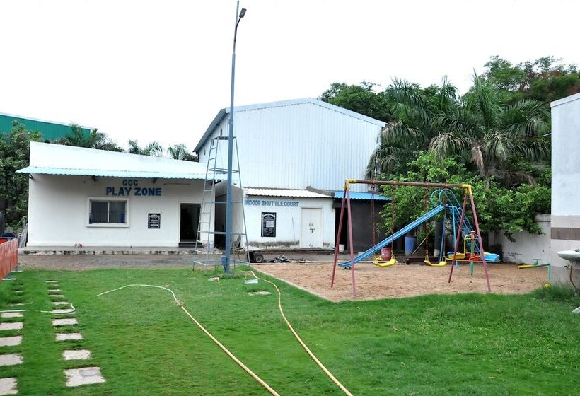 צימר Cosmopolitan Cultural Centre